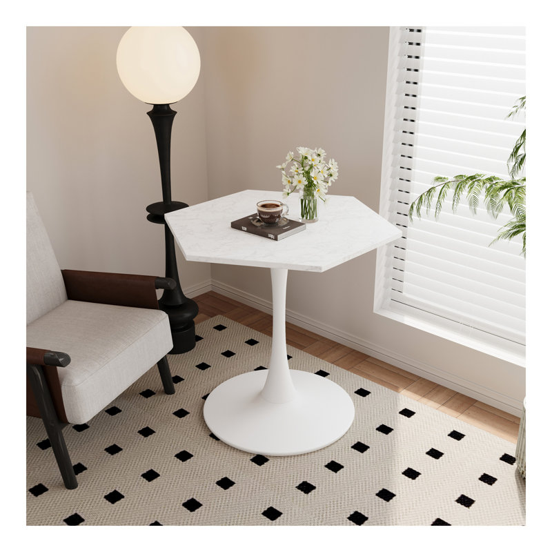 Table basse hexagonale moderne 31,50 "avec plateau en marbre imprimé blanc et base en métal pour la salle à manger, la cuisine et le salon