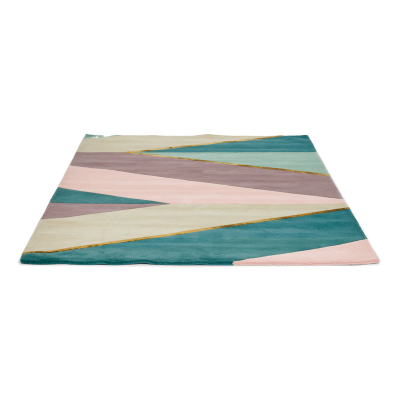 Hand Tufted Area Rug in Pink/Green, Rectangle 6'7" x 9'2"