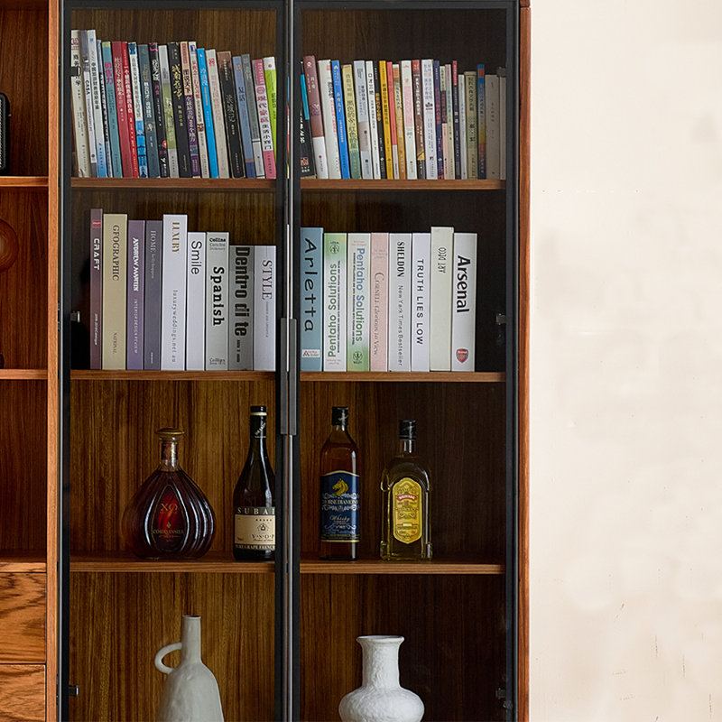 Bibliothèque simple de style européen
