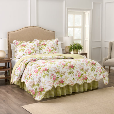 Waverly Emma’s Garden 100% Cotton Quilt Set