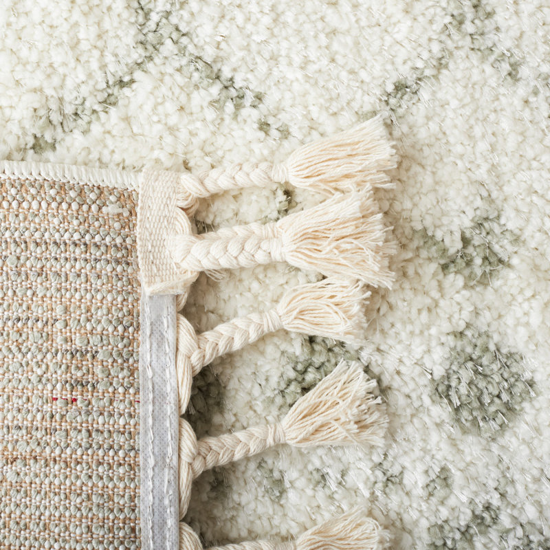 Akiharu Fringe Shag Performance Southwestern Rug, Round 6'7"