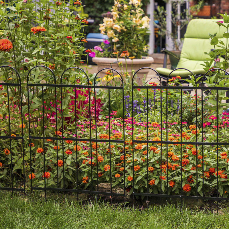 Black Metal Decorative Garden Border Fence