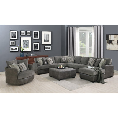 Hostivice 7 - Piece Living Room Set