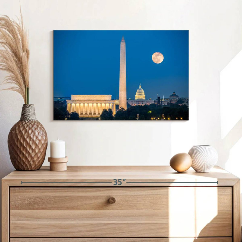 Sireci DC, 16" H x 24" W
