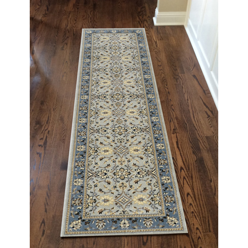 Indoor Rug, Runner 2'2" x 7'7"