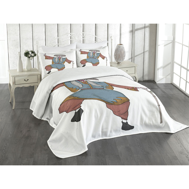 Ambesonne Kabuki Bedspread Set Costume Hat Multicolor, Queen Bedspread + 2 Standard Shams