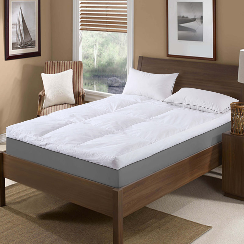 Surmatelas de matelas 5" plumes Zelda, Très grand californien