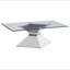 Table basse chromée avec plateau en verre
