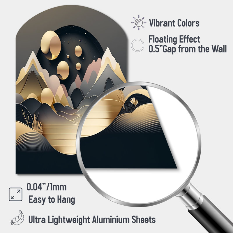 Dreamy Golden Mountain II - Décoration murale abstraite en forme d'arche en marbre, H 43 po x l 33 po