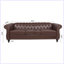 Élégant canapé Chesterfield à accoudoirs roulés 3 places en similicuir souple et pieds en bouleau, conforme à la norme américaine TB117.-691123985-733665473-733665474