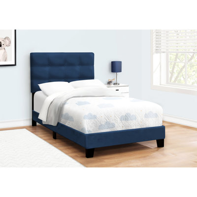 Lit simple en velours bleu, lit de chambre à coucher transitionnel tendance en velours, design pour les intérieurs jeunes