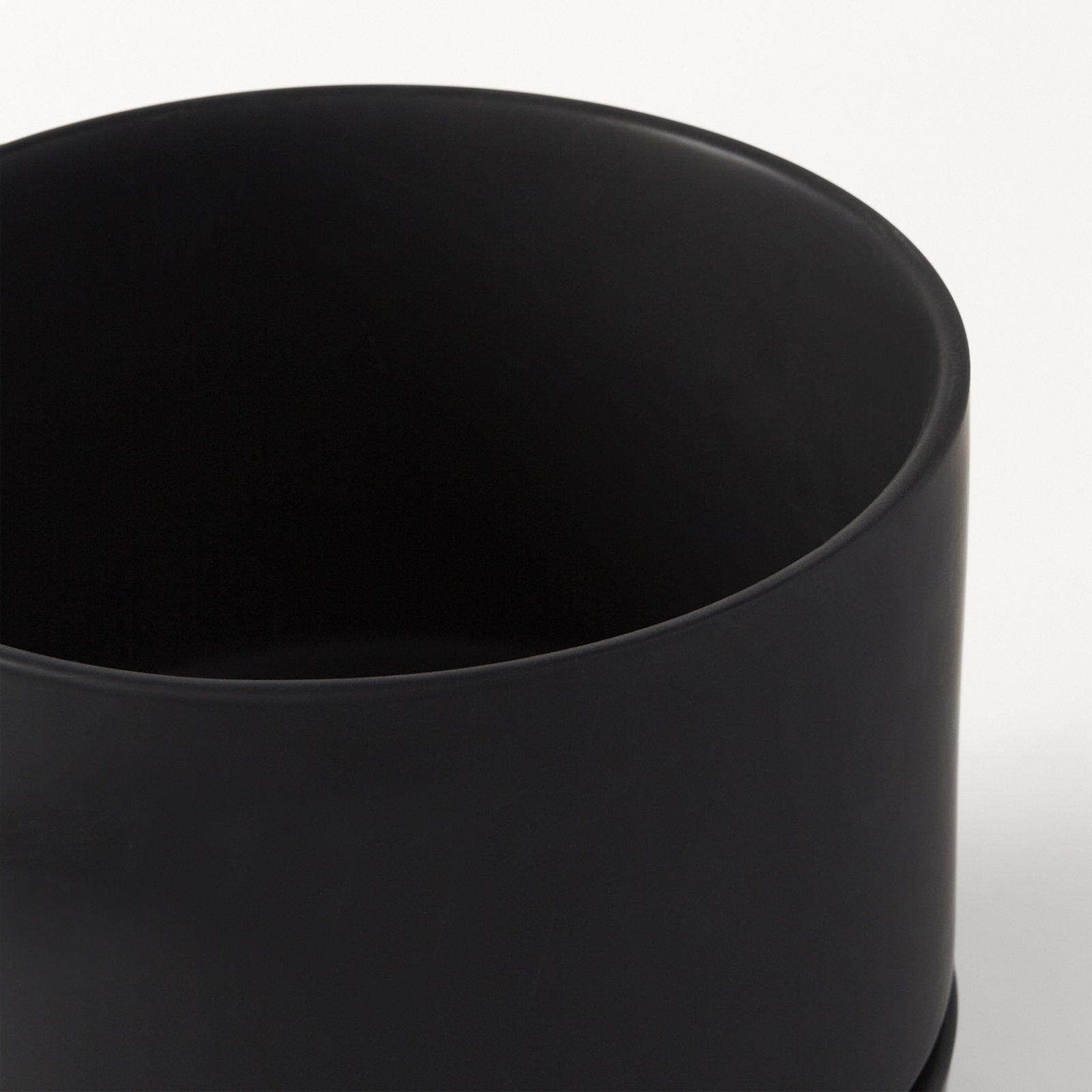 Byer Handmade Ceramic Pot Planter, Black, 6" H x 7" W x 7" D