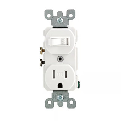 Leviton 15 Amp 125 Volt Duplex Watthite Combination Switch/Outlet 5-15R 1 Pack