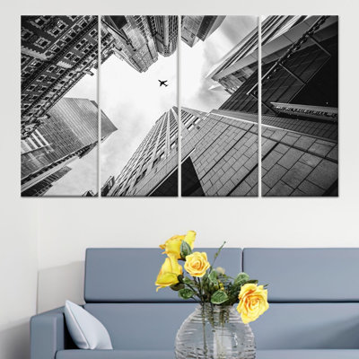 Printed Canvas: Black and White Skyscraper Print - Urban Architecture,4P Wrapped Canvas