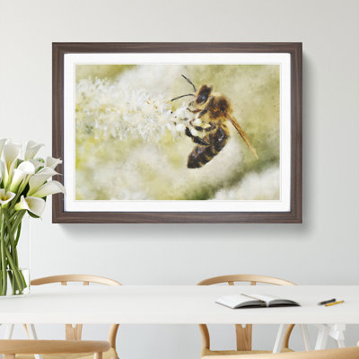 Bee Collecting Pollen Vol.1 - Picture Frame Painting