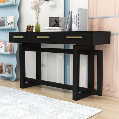 Console élégante avec trois tiroirs, des lignes lisses et des pieds de soutien uniques 