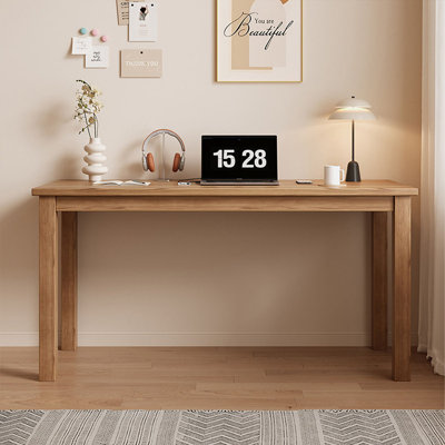 Bureau rectangulaire brun en bois massif