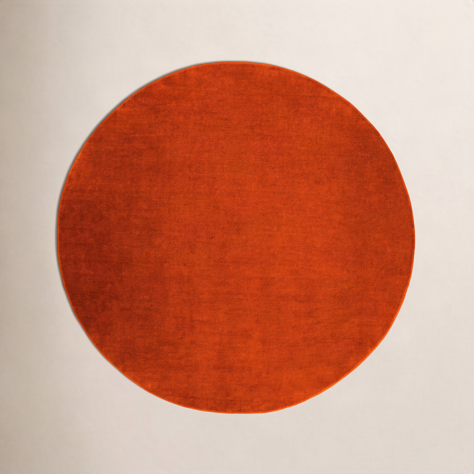 Clio Hand-Woven Red Wool Rug, Round 10'