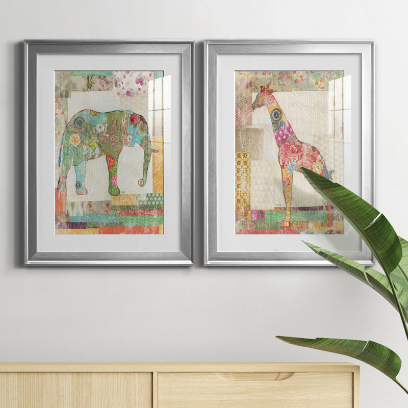 «Elephant Montage», ensemble de 2 impressions, Blanc, Papier avec cadre argenté, H 18,5 po x l 49 po x P 1,5 po