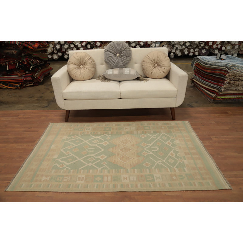 Tapis tissé à la main Kilim