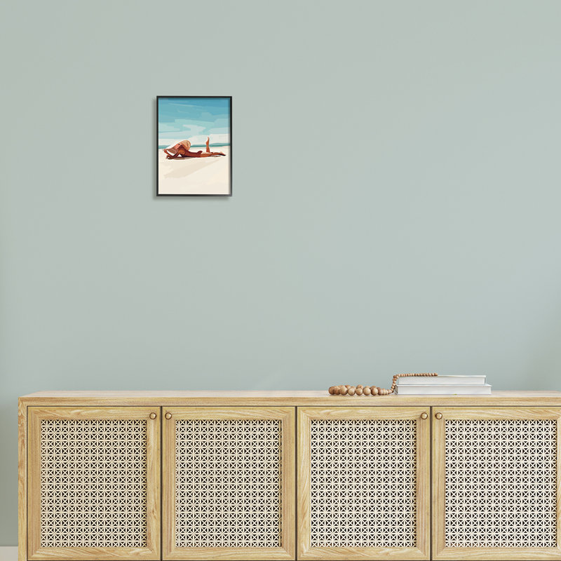 «Beach Babe Lounging Coastal Ocean Shoreline» par Amelia Noyes - cadre flottant, impression sur bois, H 14 po x l 11 po