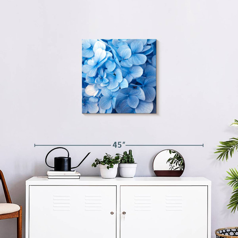 Fleurs bleues Harnek, H 20 po x l 20 po