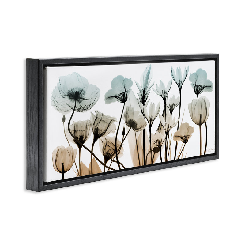Mélange de fleurs transparentes, H 11 po x l 25 po, Cadre flottant noir de jais