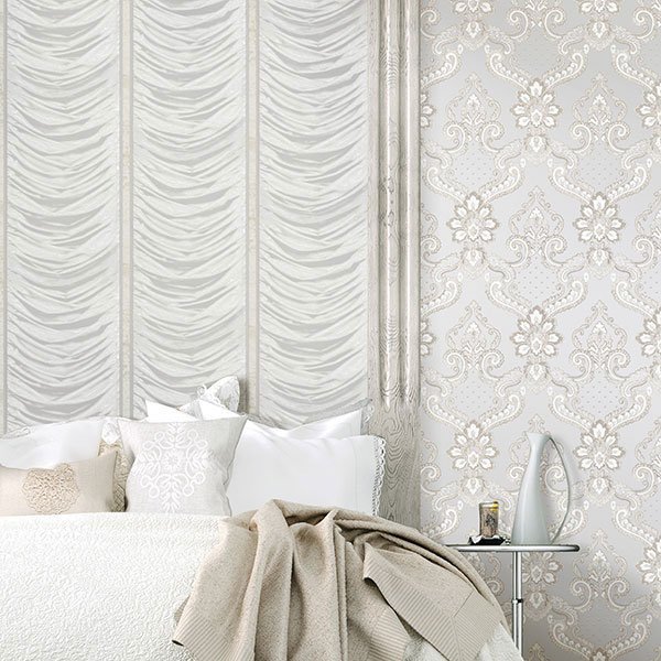Rouleau de papier peint à double largeur pailleté L 33 pi x l 42 po Opulence Luxury, Gris/doré