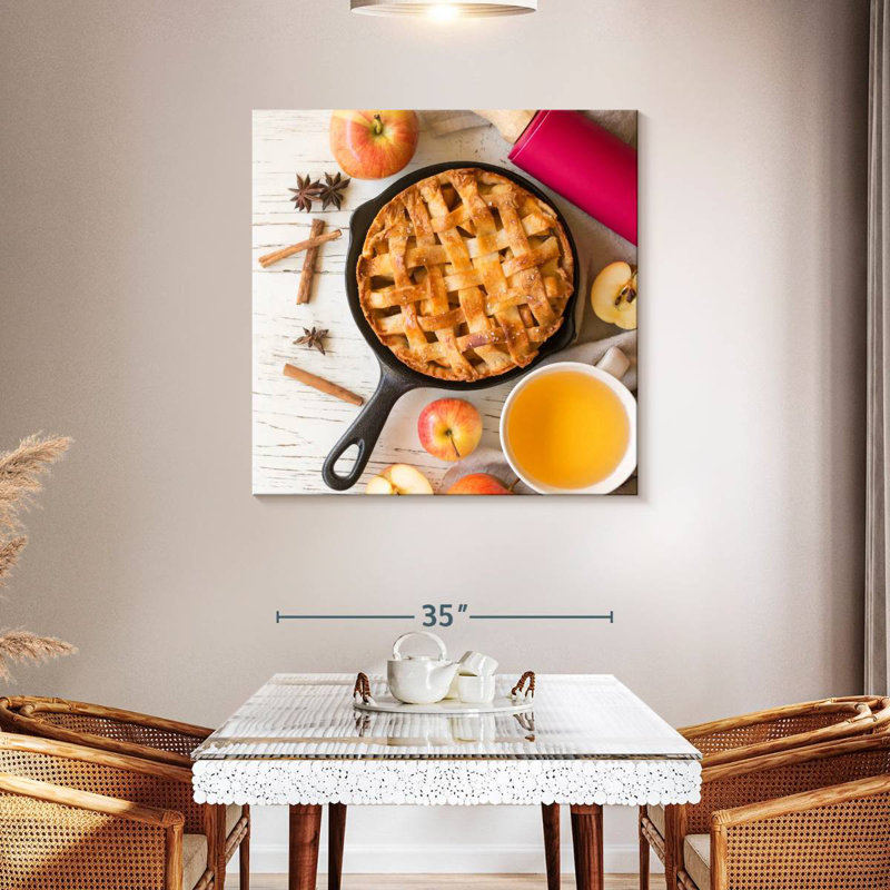 Yarlin Apple Pie, 39" H x 39" W