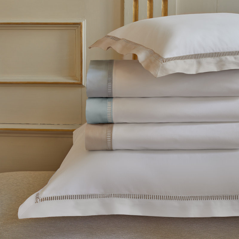 Escada 100% Cotton Percale Shams, white/ ocean blue, Euro
