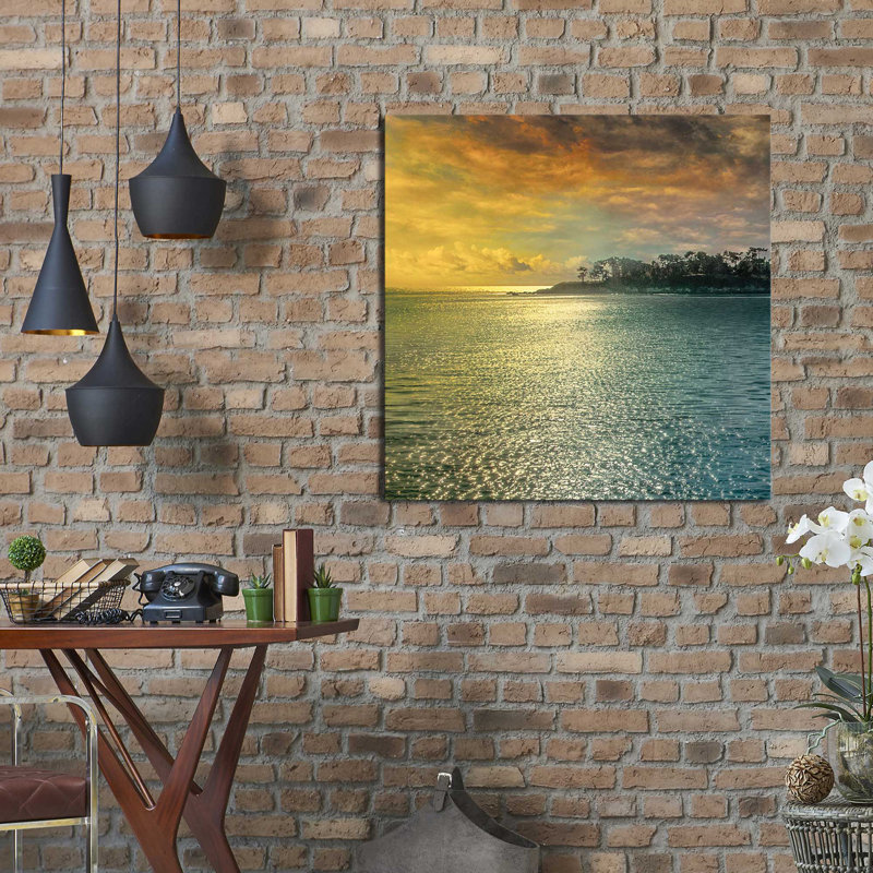 «Mystic Island», reproduction de photo, H 18 po x l 30 po x P 1 po, Toile tendue