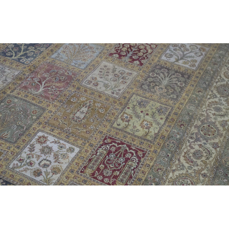 Wool Southwestern Area Rug
