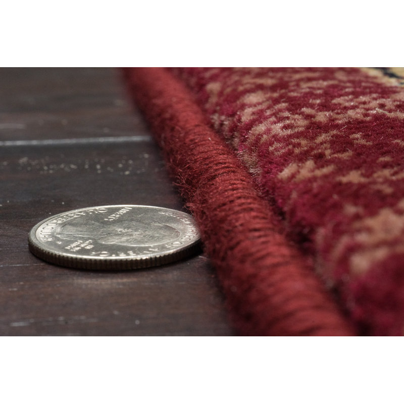 Tapis oriental rouge Attell, Rectangle 7 pi 10 po x 11 pi 2 po