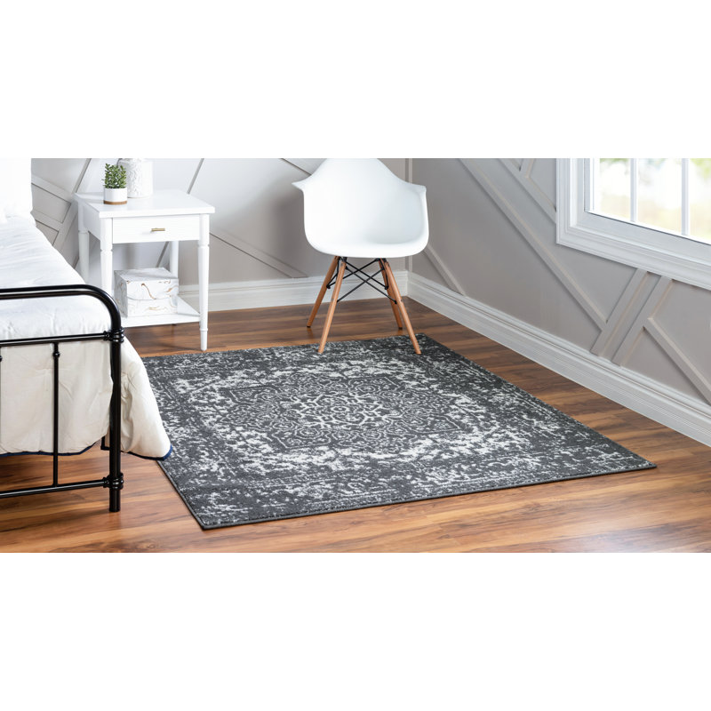 Edelie Oriental Indoor Rug, Square 5'3"