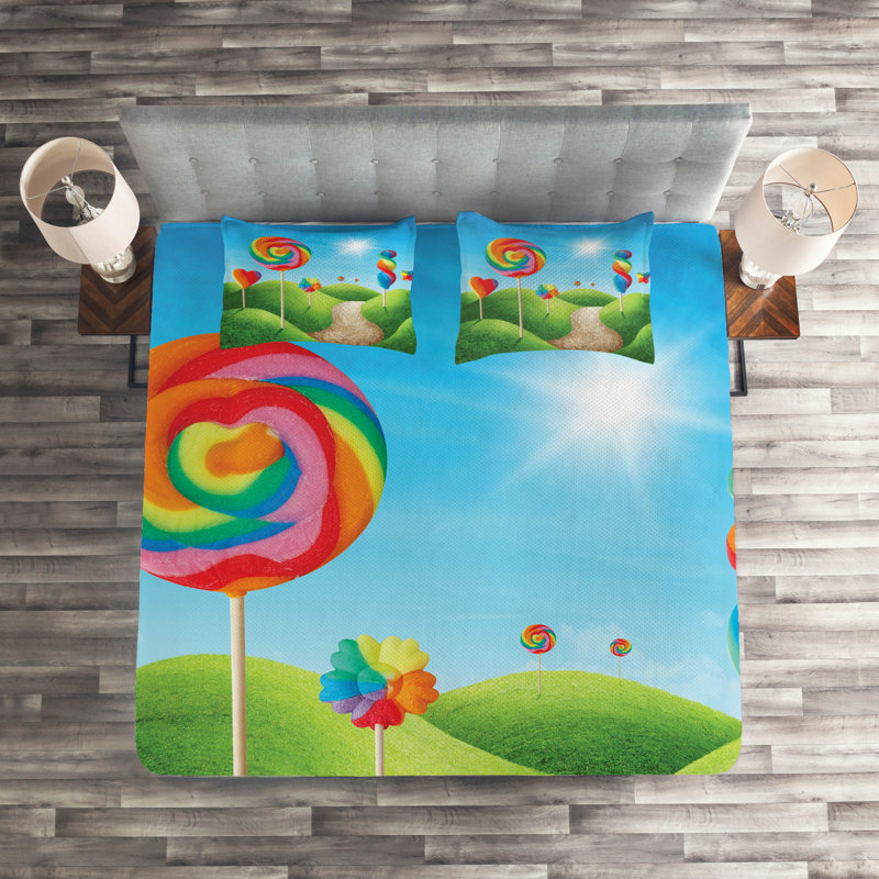 Fantasy Polyester Coverlet, King Bedspread + 2 Shams
