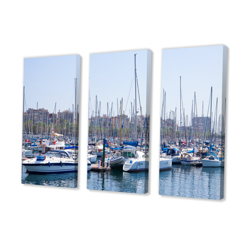Ensemble de salon Yacht Docked At Port Vell, H 40 po x l 60 po, Toile tendue