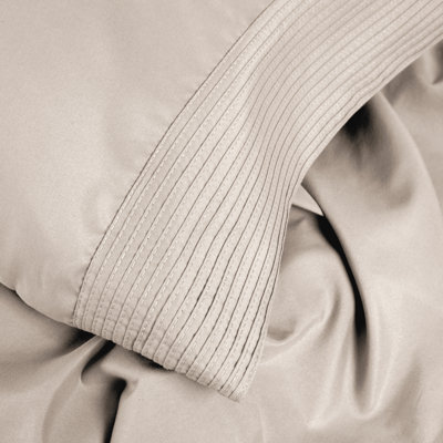 Southshore Fine Linens Vilano Extra Deep Pocket Pleated Sheet Set, Double-Brushed Microfiber 21-Inch Deep Pocket Sheets with Pleated Hem, 2 Pillowcases, Queen, Natural Beige