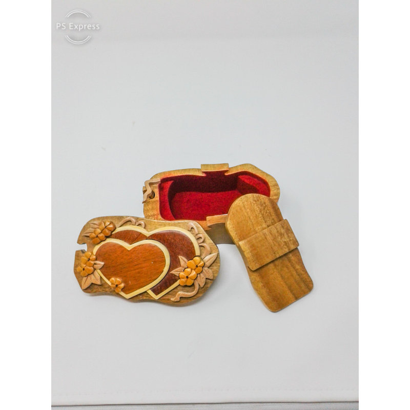 Boîte à énigmes en bois Planchette