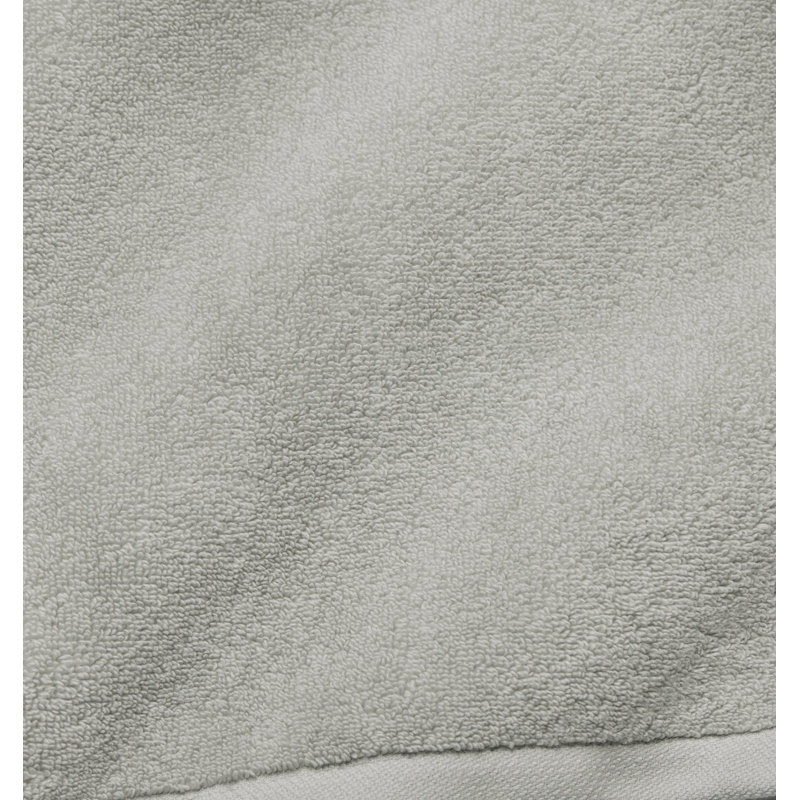 Cielo Bath Towel, Platinum