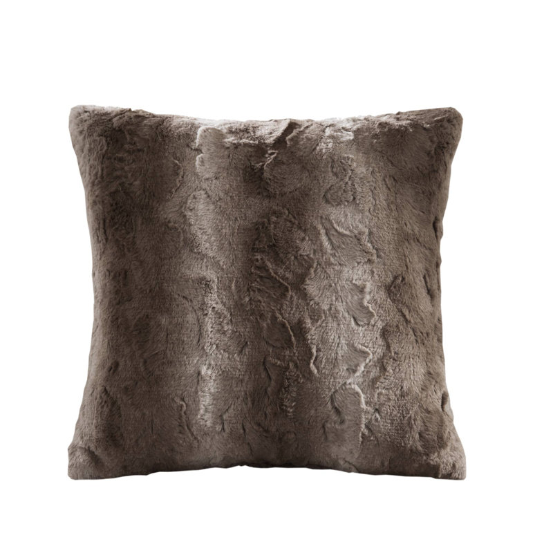 Coussin décoratif en fausse fourrure à rayures hypoallergéniques de 20 po x 20 po Zuri, Brun clair