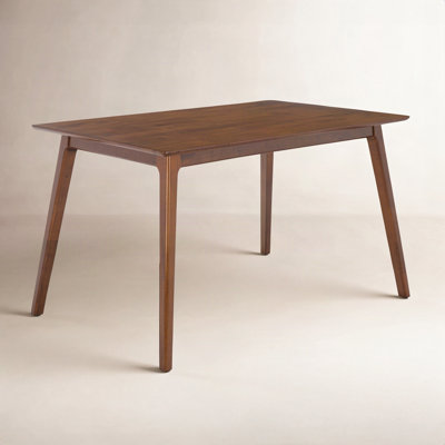 Henriette Forus Dining Table