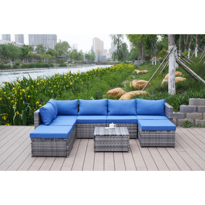 Patio avec coussins - Créez un coin extérieur paisible. Fabrication en acier thermolaqué. Pe In Handwoven Eau - Housses de coussin bleues et grises. Idéal pour la cour, la terrasse, le patio ou le porche