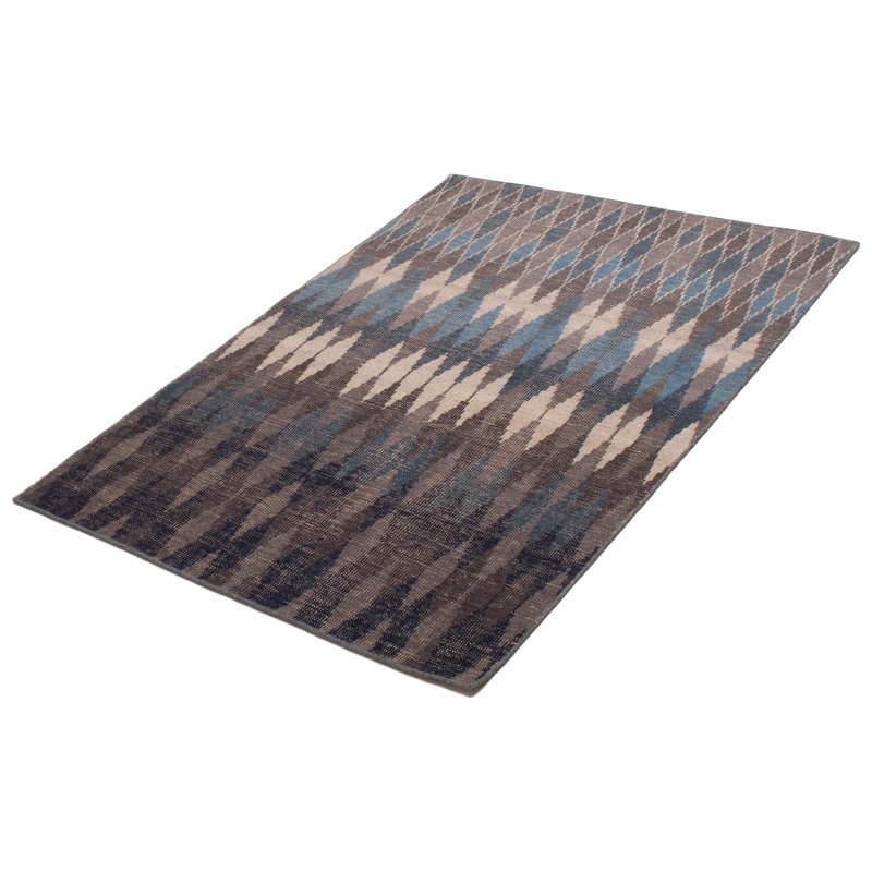 Tapis gris foncé Tangier 5 pi 1 po x 7 pi 7 po