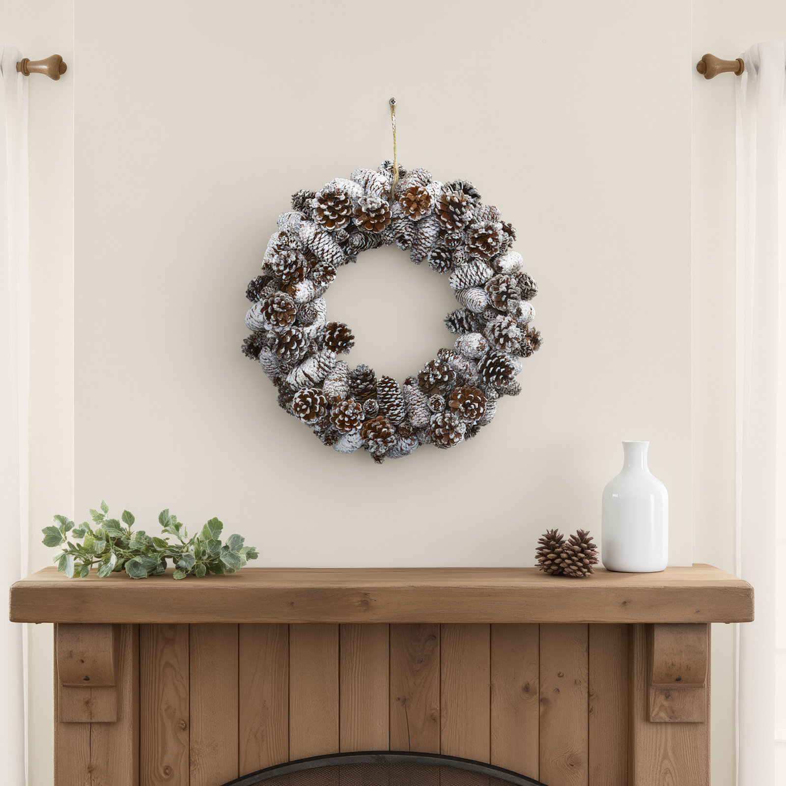17'' Faux Pinecone Wreath