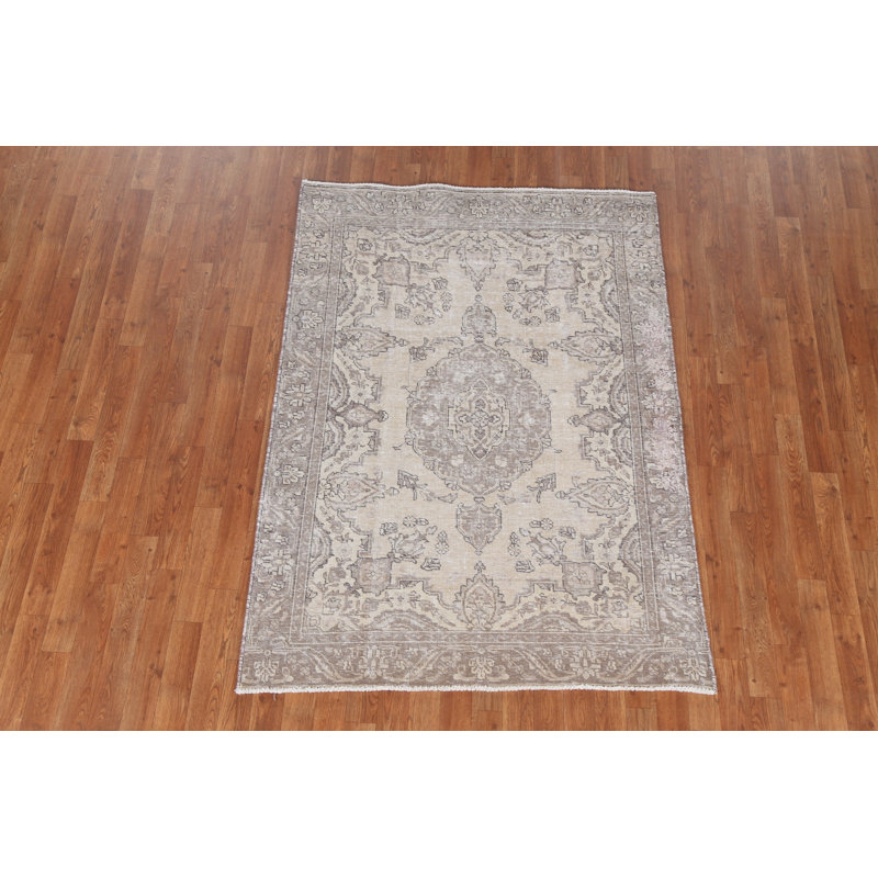 Tapis persan à motif géométrique discret Tabriz noué à la main 4 x 6