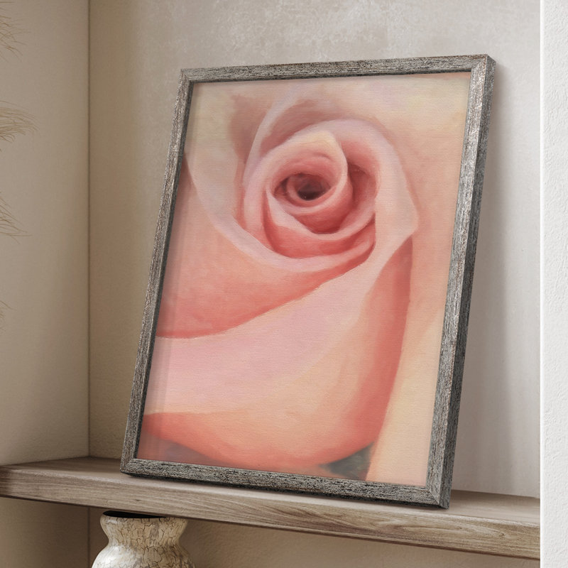 «Soft Flower Petals III», reproduction encadrée - bois massif, H 21 po x l 17 po