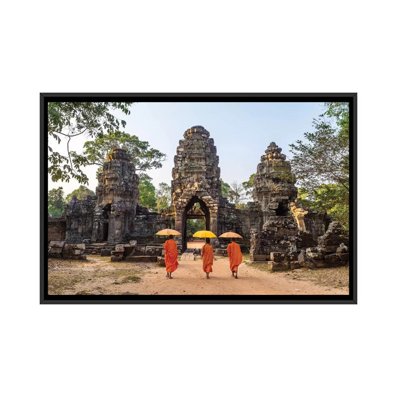 « bouddhiste monks, angkor hypoallergique, cambodge » par matteo colombo, impression sur toile, H 40 po x l 60 po x P 1,5 po