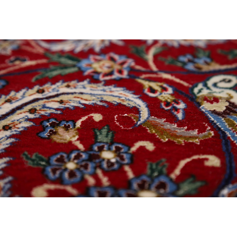 Tapis rouge et soie à motif de teinture végétale 4 x 6