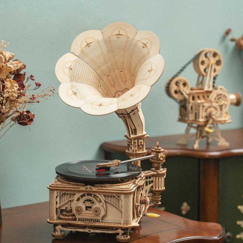 DIY 3D Moving Gears Puzzle - Classic Gramophone - 424 pcs