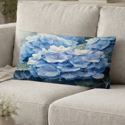 Coussin Hydrangeas In The Spring Rain I